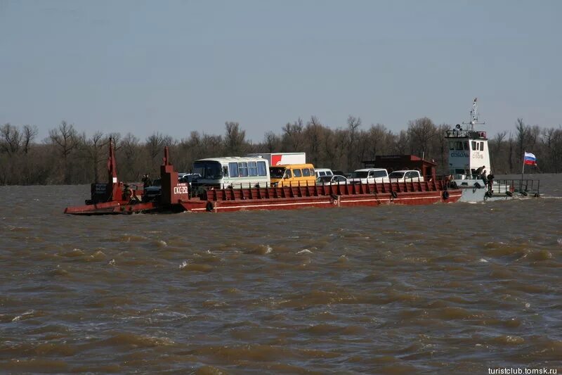 Обь вода колпашево. Колпашево паромная переправа. Паромная переправа Колпашево 2022. Колпашево река Обь. Переправа Обь Колпашево.