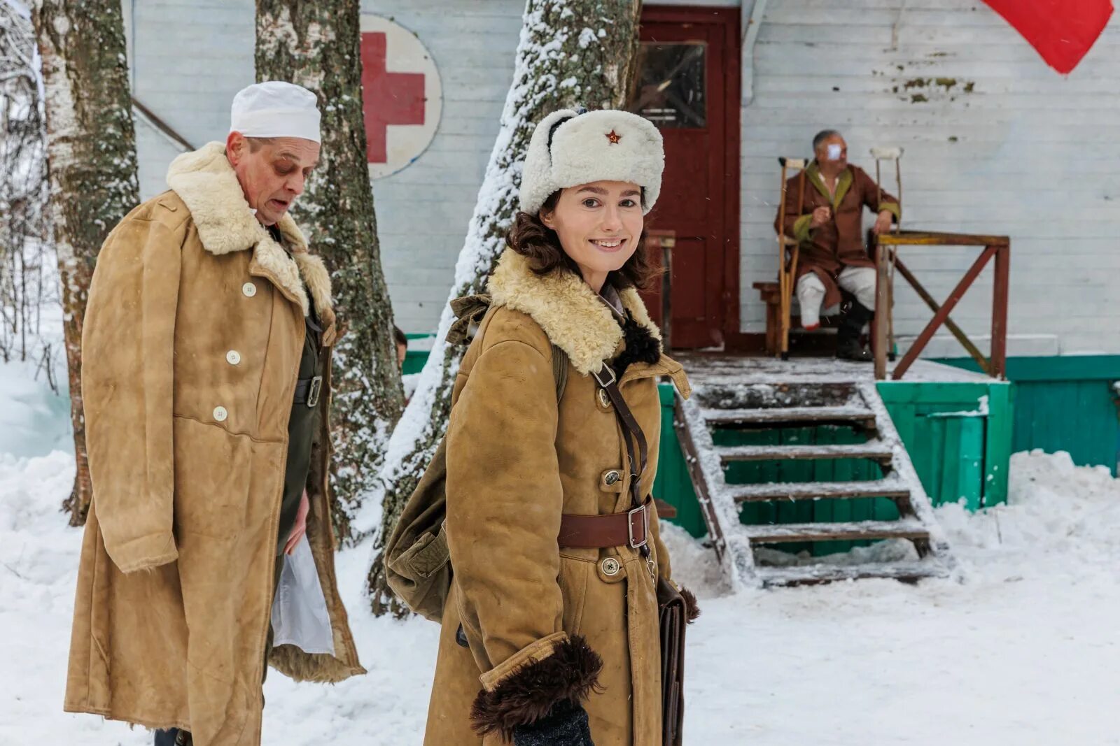 Самогонщики gif. Самогонный аппарат самогонщики никулин. Самогонщики гифка. Вицин самогонщики. Советский самогонный аппарат.