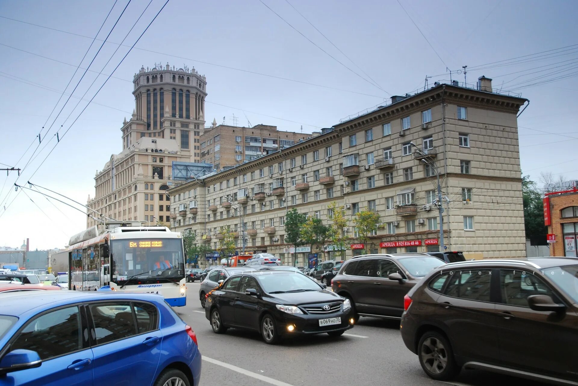 Улица валова. Валовая улица 11/19. Улица Валовая 11/19 Москва. Ул. Валовая, д. 11/19. Валовая ул., 28.