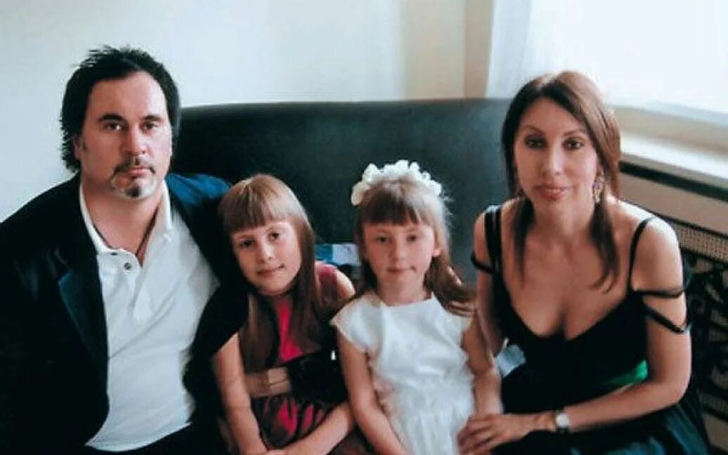 отец валерия меладзе. сестра меладзе. шота меладзе. дочки валерия меладзе. родители меладзе где живут.