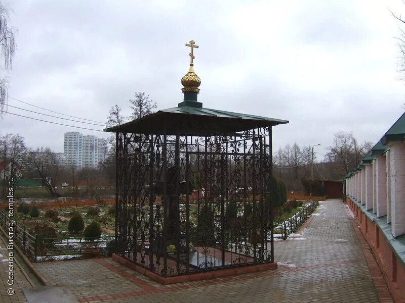 ярополец часовня дорошенко. часовни над могилами. прибуж церковь. часовни над могилами. ярополец часовня дорошенко.