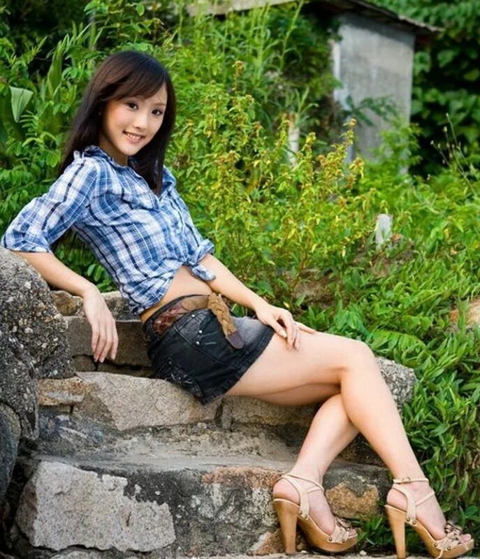 Ци жун косплей. Hong kong star vivian hot photo. 01f002 1/48 b-17f flying fortress. Гонконг эбби чой. Hk models 1/48 b-17f.