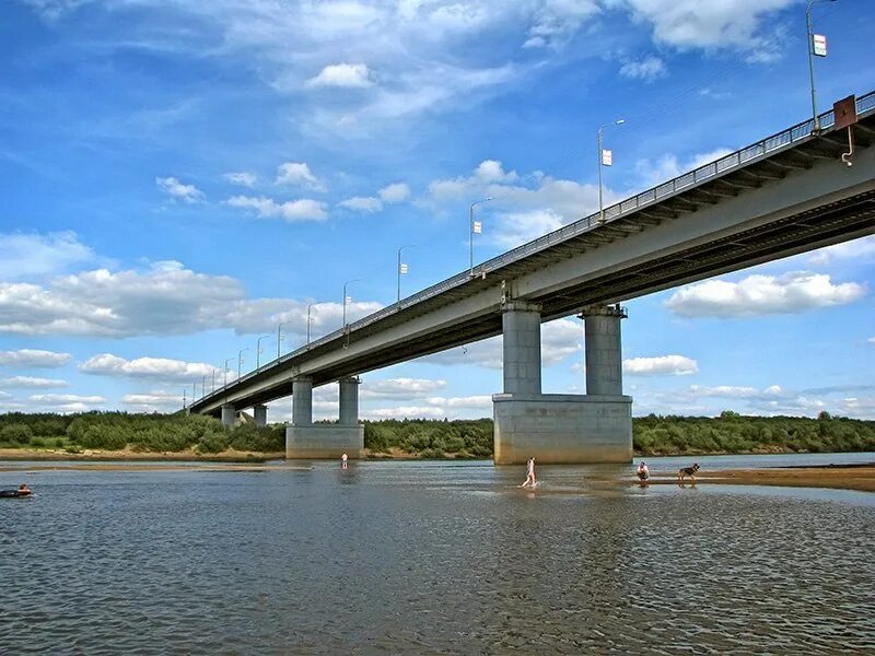 Мост через р. Киров новый мост через вятку. река вятка новый мост. мост через вятку в вятских полянах. автомобильный мост вятские поляны.