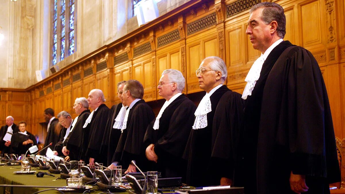 Суд трибунал в гааге. Международные уголовные суды трибуналы. Суд оон в гааге. Гаагский трибунал 1993. Международные уголовные суды трибуналы.