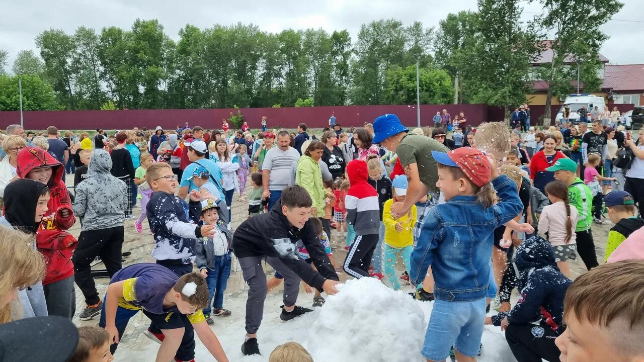 Погода усолье. Лето со спортом конкурс. Нелюдные места в Усолье Сибирском. Скейт парк в Усолье Сибирском. Светляк Усолье Сибирское.