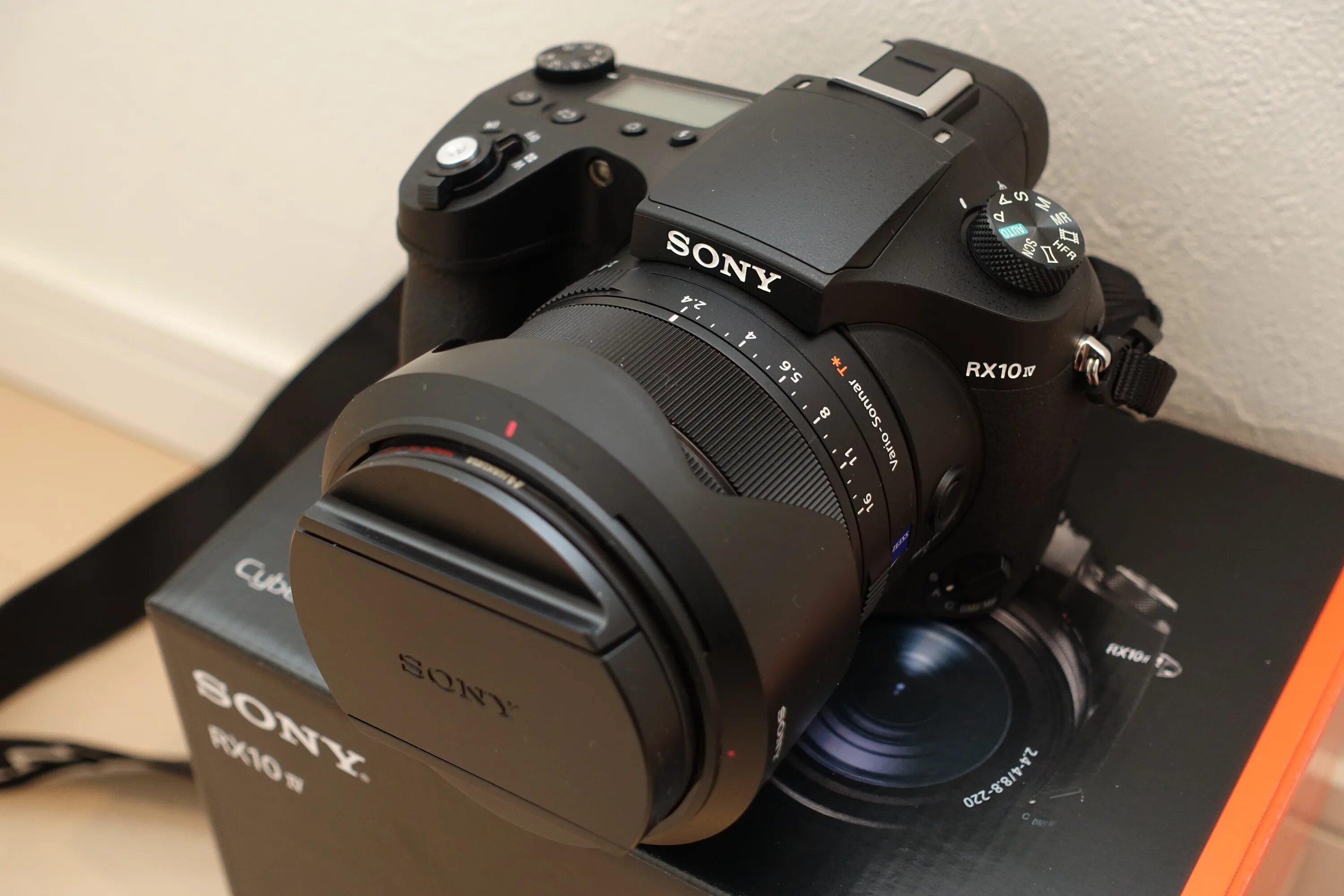Sony 10 4. Sony cyber-shot dsc-rx10 iv. Sony 10 4. Sony dsc-rx10m4. Sony cyber-shot rx10 iv.