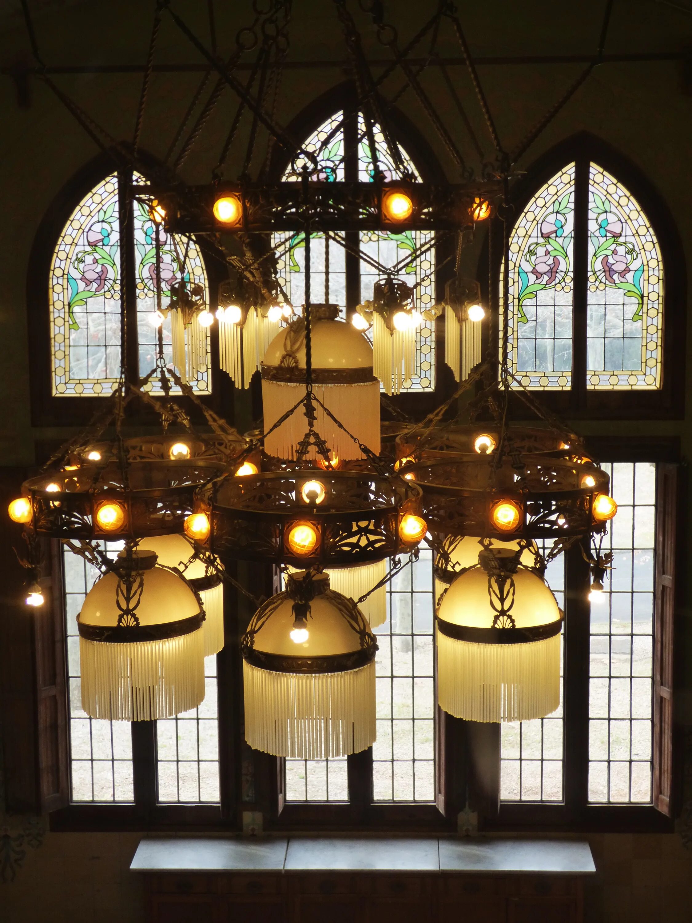Lamp windows