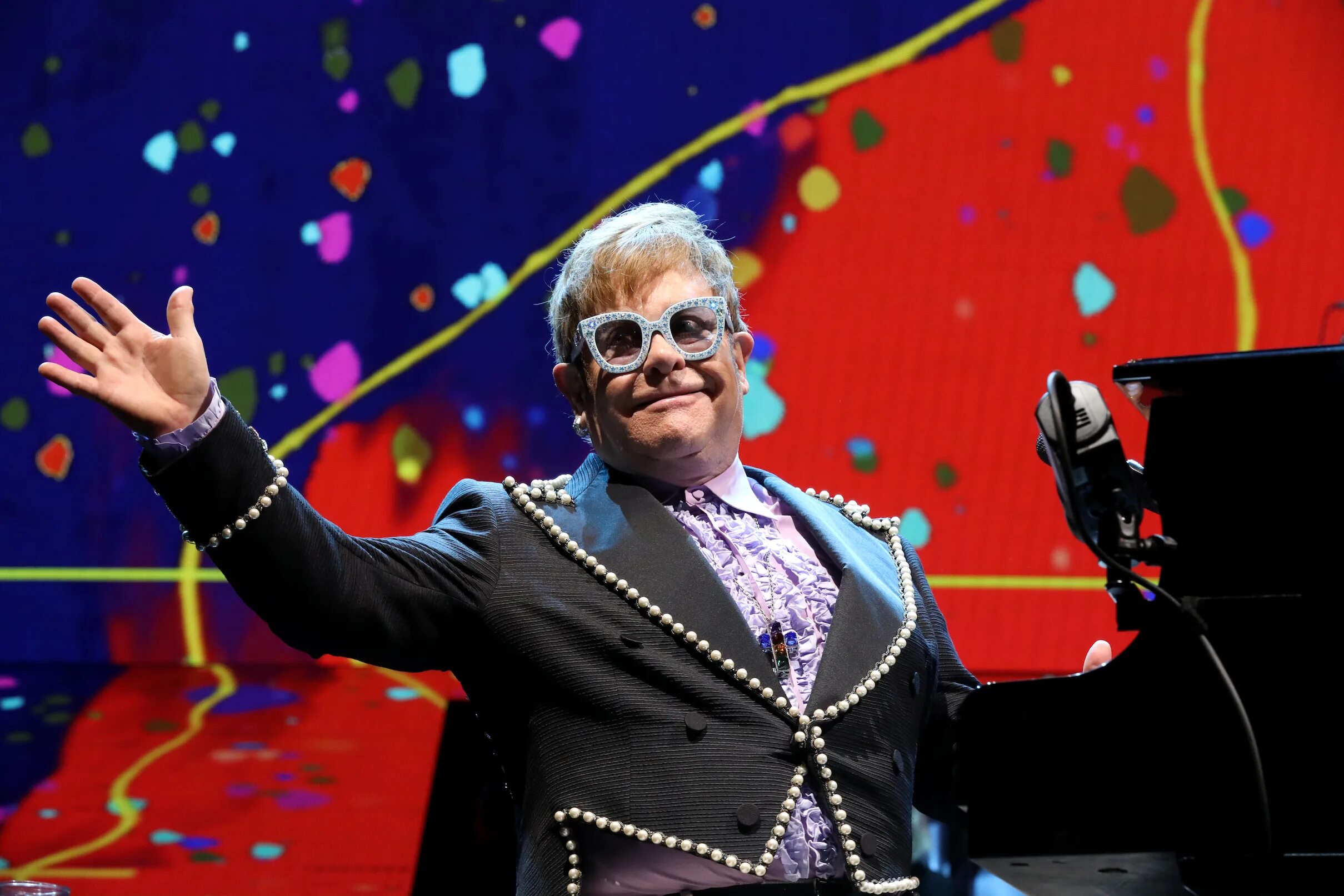 Elton john 2023. Elton john элтон джон. Элтон джон. Элтон джон в ленинграде. Элтон джон фото.