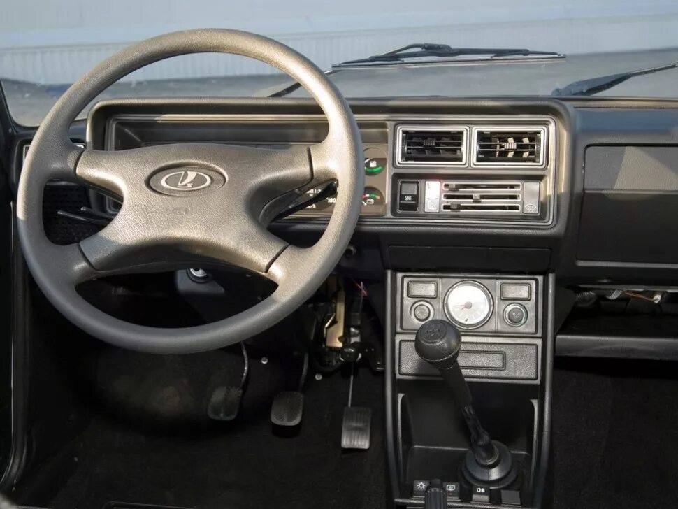 Фото панели ваз 2105 и 2107. Торпедо ваз 2109. Как выглядит панель ваз. Панель торпедо ваз 2114. Ваз 2114 торпеда торпеда.