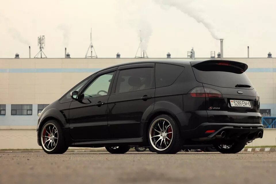 Форд s max 2008 tuning. Тюнинг махом. Ford s max 2021 st line. Ford s max обвес. Ford galaxy 2008 tuning.