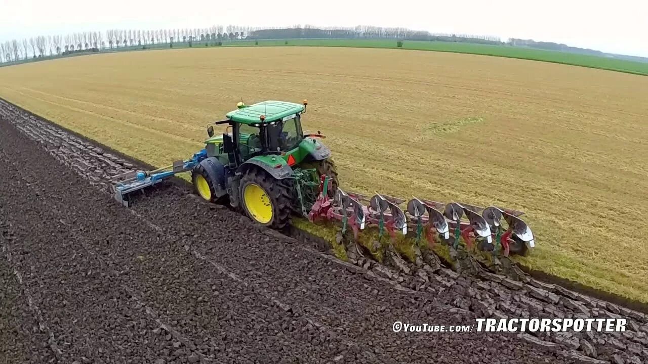 Скорость трактора пахота. Джон Дир трактор на вспашке. John Deere 7830 с плугом. John Deere 7280r. John Deere 6910.