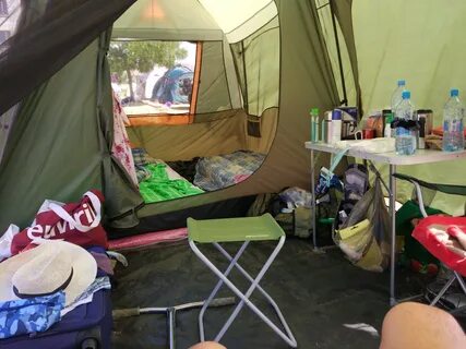 Кемпинг с палатками в крыму