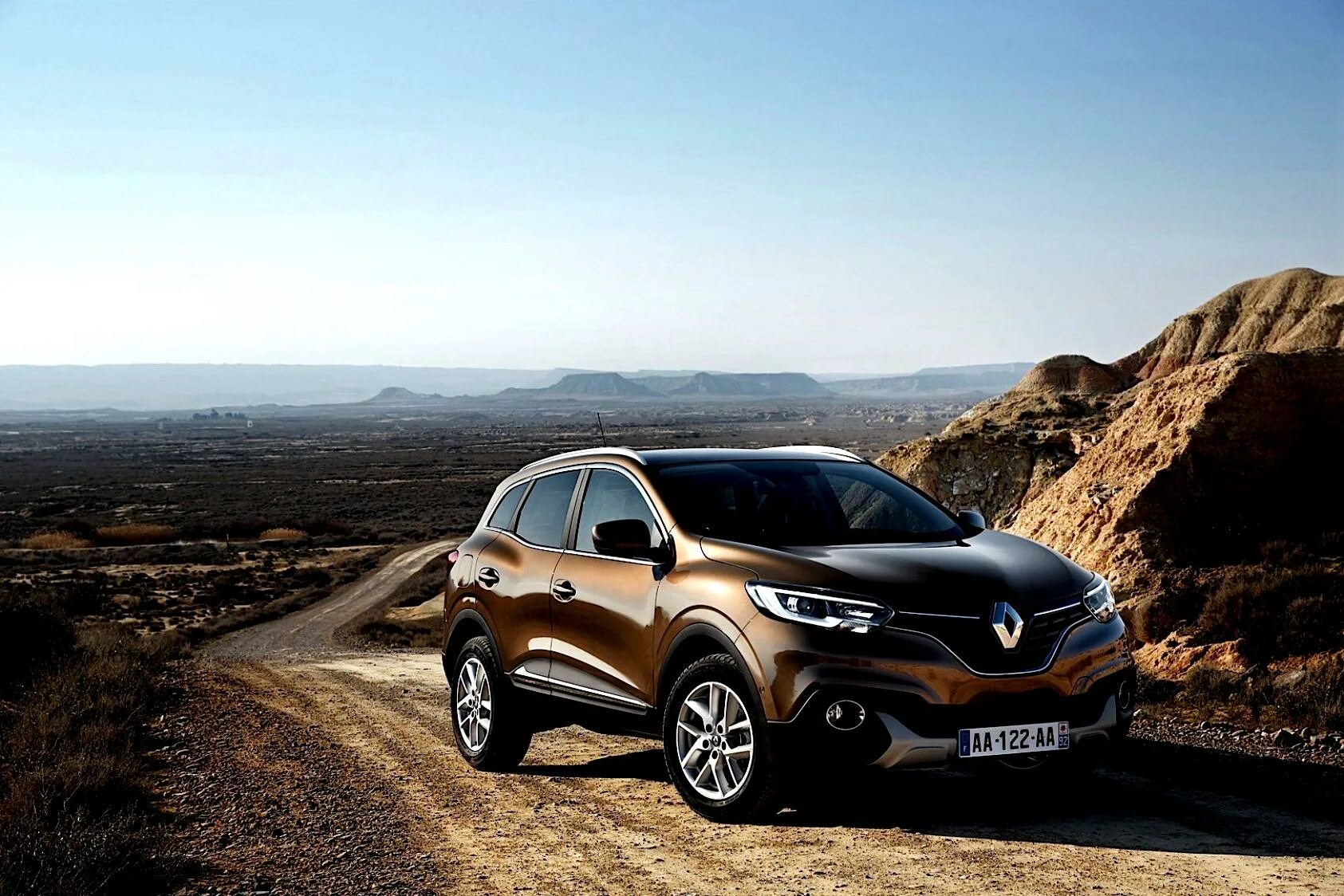 Сайт renault. Renault Каджар. Renault Kadjar 2016. Рено Каджар 2017. Renault Kadjar 1.5 МТ.