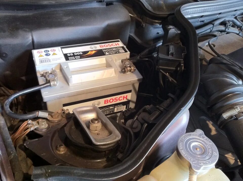 аккумулятор 124. батарея ибп apc apcrbc123. W124 мерседес акб. W124 мерседес акб. Mercedes 124 аккумулятор.