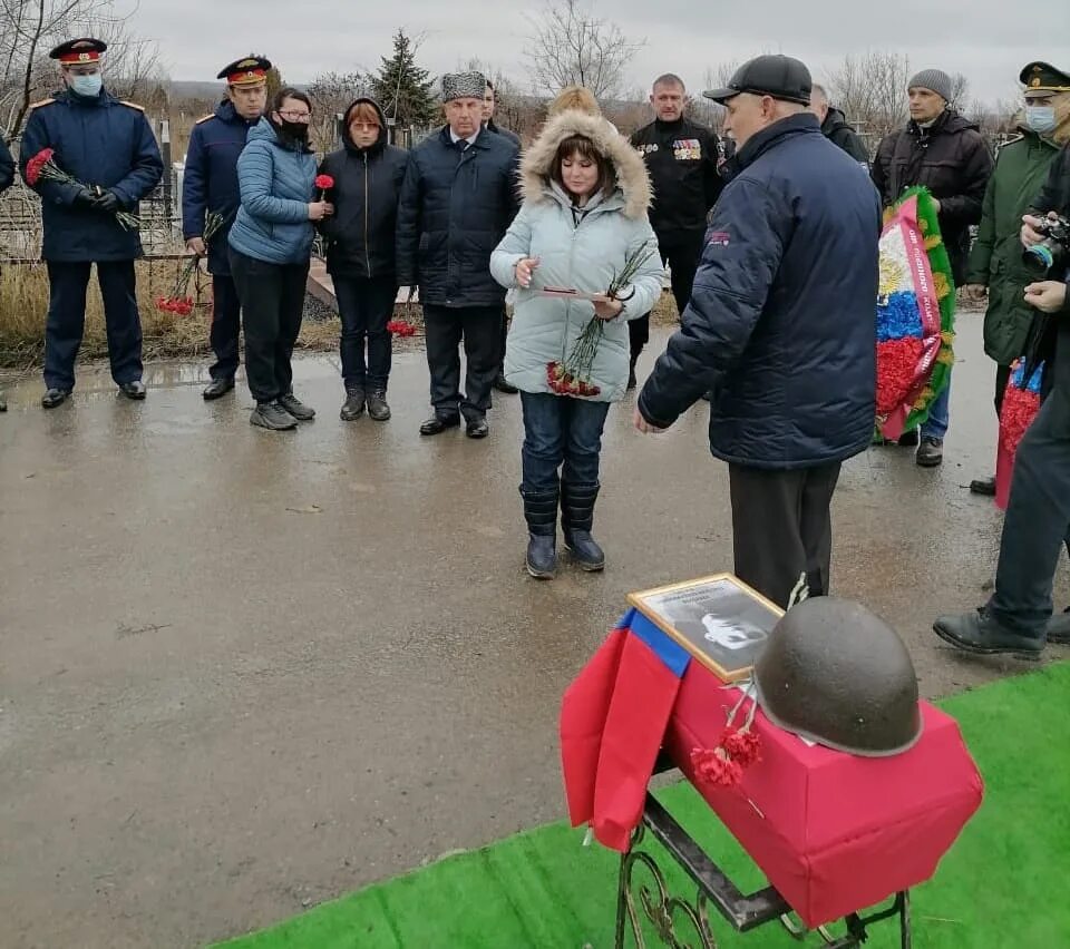 Похоронить в ростове. Прощание с погибшими в Ростове-на-Дону. В Миллерово простились с военным. В Кондрово простились с Григорием.