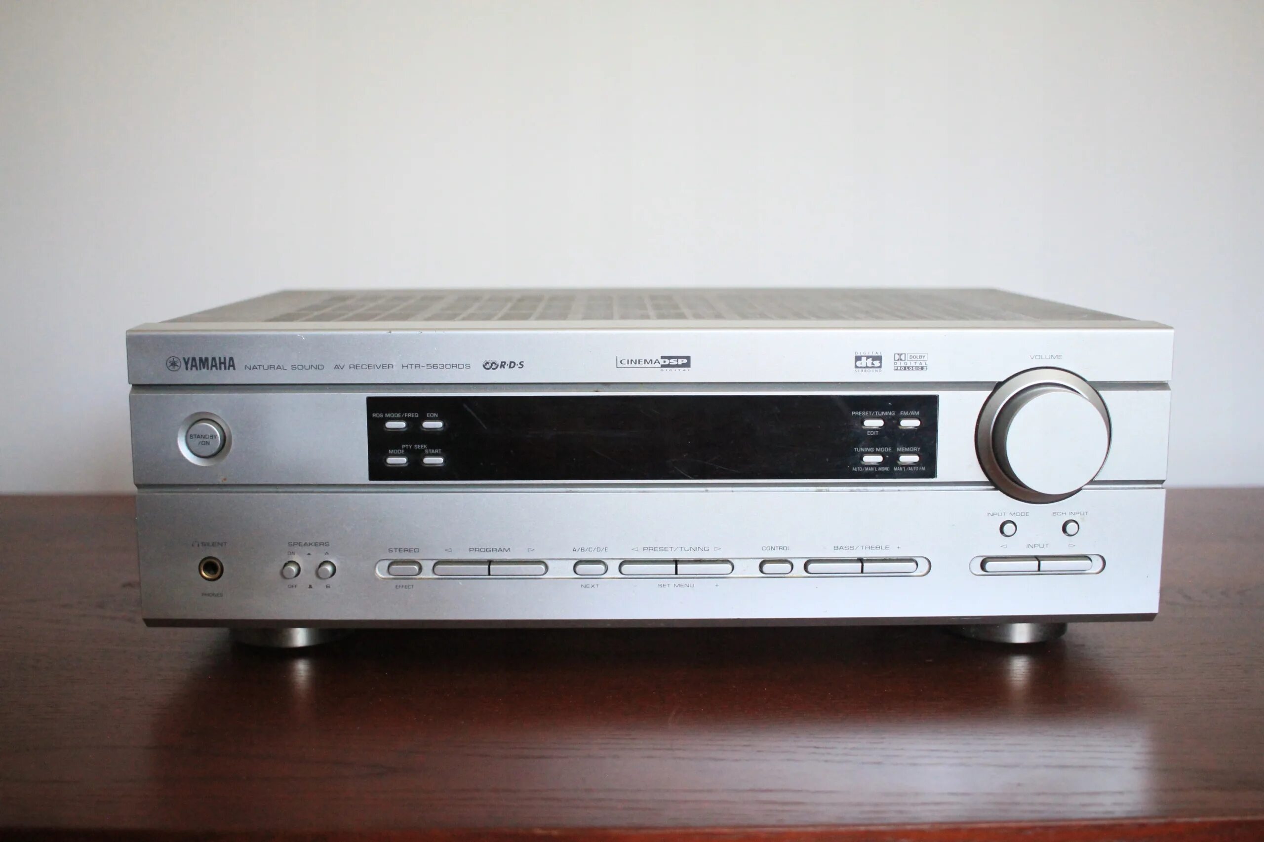 Aiwa amu 120bt. Ресивер Yamaha HTR-5630rds. Yamaha HTR-5630. Усилитель Yamaha HTR-5630rds. Ямаха HTR 5630 RDS.