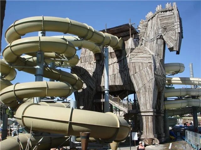 Аквапарк троя в турции горка камикадзе. Риксос премиум белек аквапарк троя. Аквапарк троя. Риксос аквапарк турция. Аквапарк троянский конь в турции.