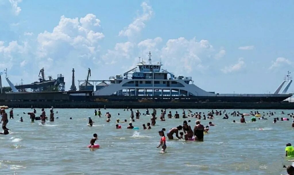 Ейск мариуполь морем. Паром ейск керчь 2025. паром ейск мариуполь. переправа ейск мариуполь.