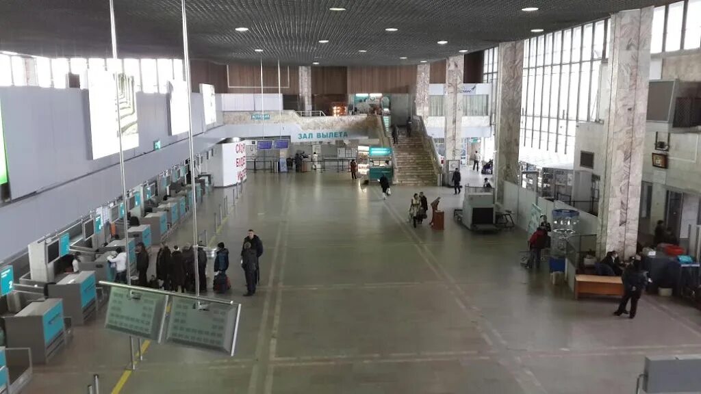 Старый международный аэропорт хабаровск. Хабаровск аэропорт новый внутри. Аэропорт хабаровск фото большое расширение. Хабаровский аэропорт фото внутри. Международный аэропорт хабаровск.