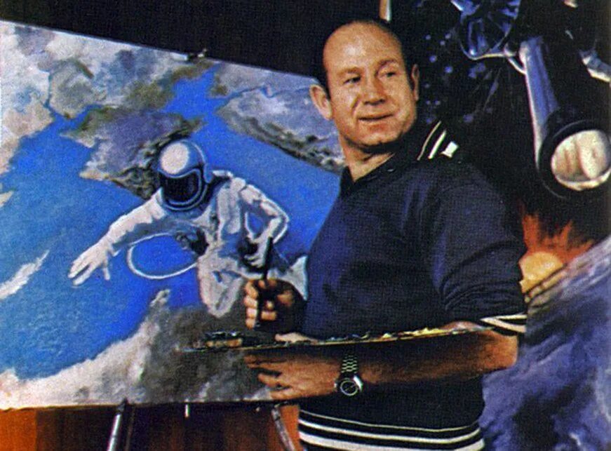 Часы первый человек в космосе. Картины Алексея Леонова Космонавта.