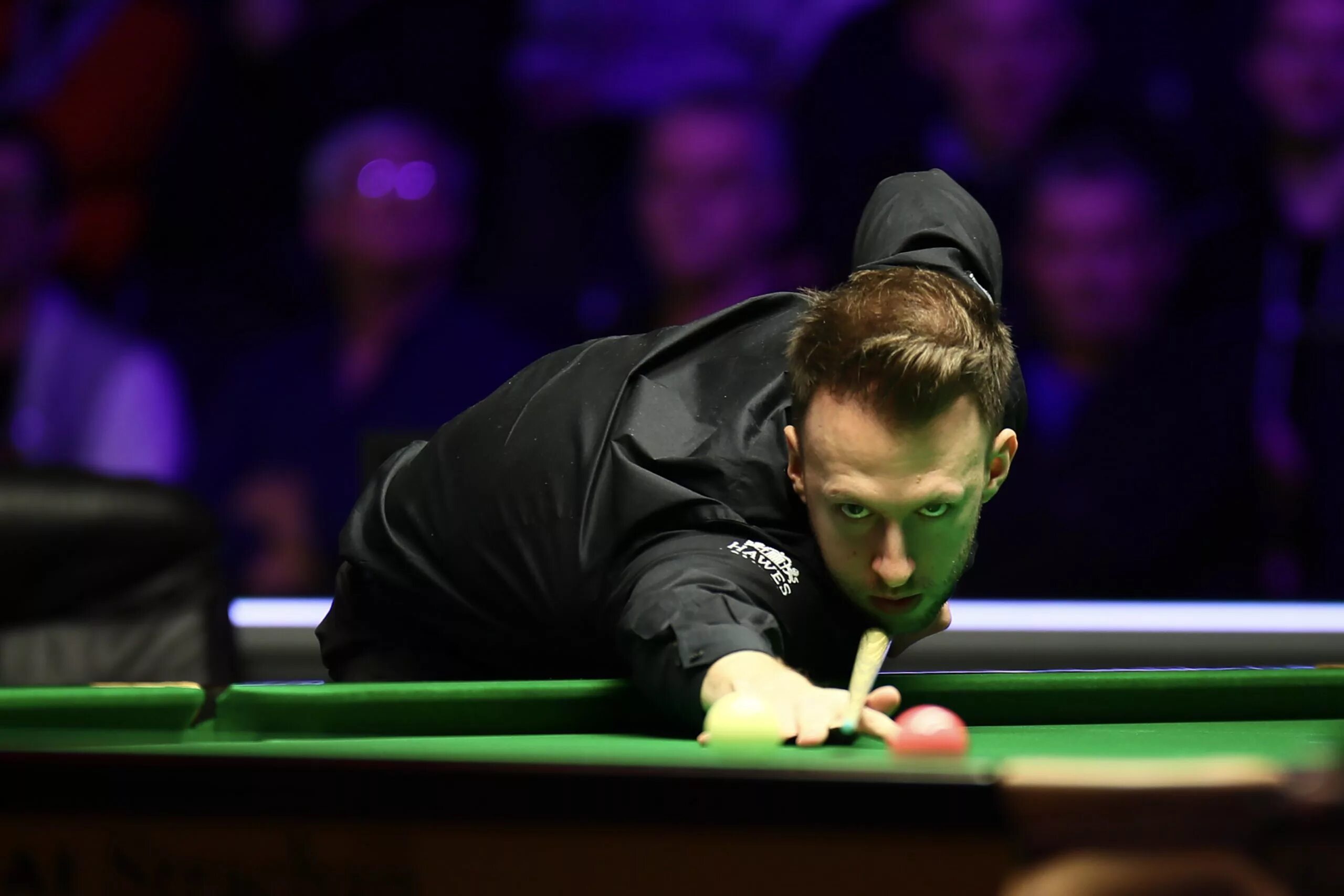 Чжао синьтун снукер. Снукерист джадд трамп рыжий. Джадд трамп. Снукер на снукерист. Снукер на снукерист.
