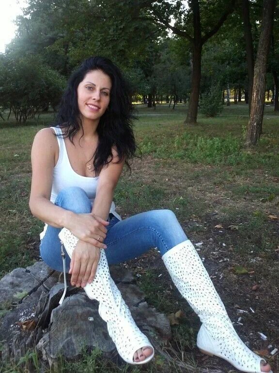 Женщины из луганска. Женщины из донецка. Девушки луганска. Девушки г. Фото девушки харцызск.