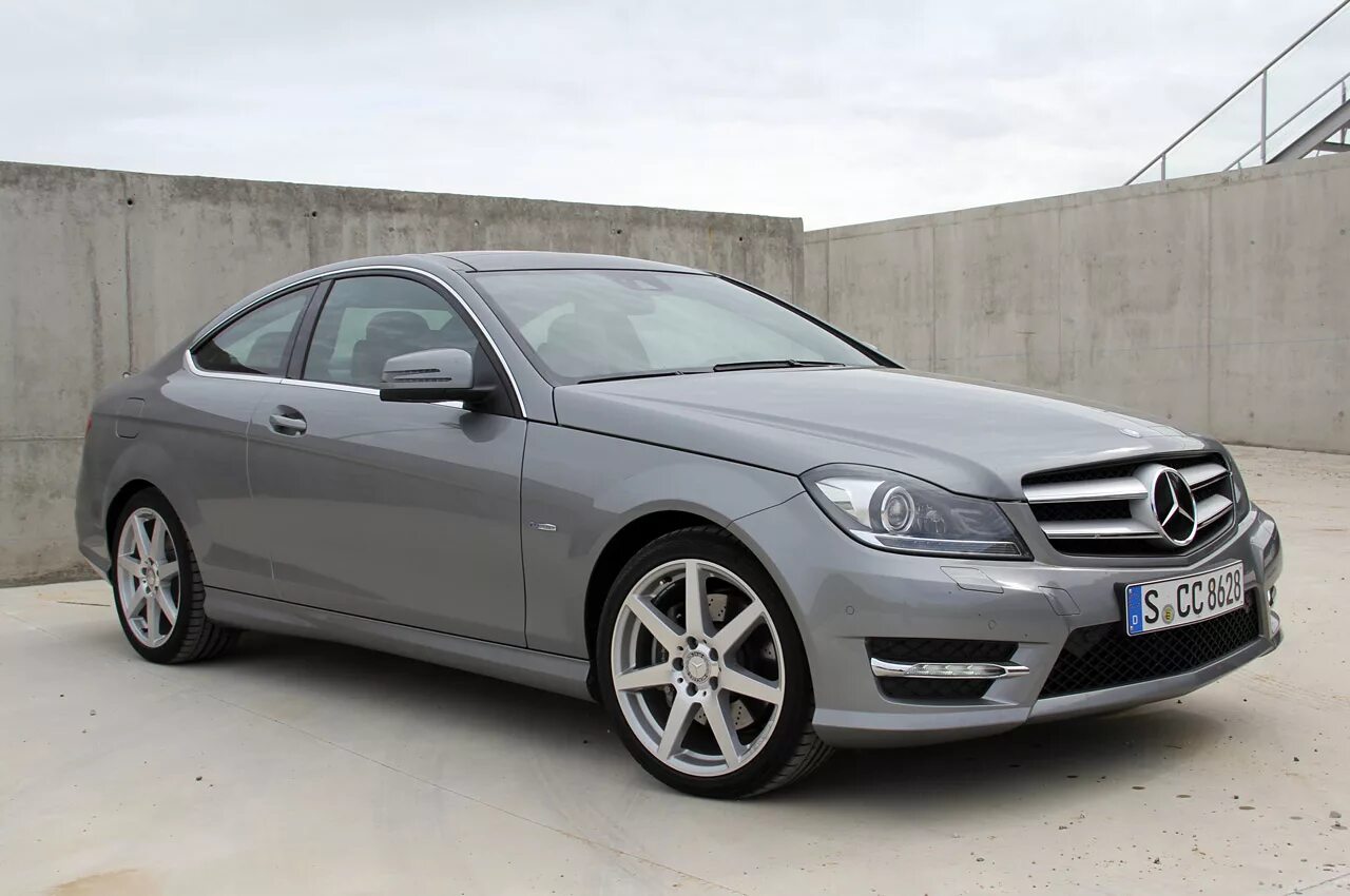 Mercedes Benz c180. Mercedes Benz c180 2012. Mercedes Benz c180 купе. Mercedes Benz c class Coupe 2012. Мерседес бенц 2012 год