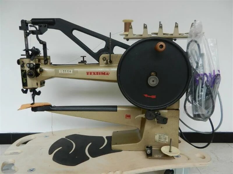 Текстима 8346. Обувная рукавная швейная машина Текстима 8346. Claes 8346 швейная машина для ремонта обуви. Рукавная швейная машина Claes.