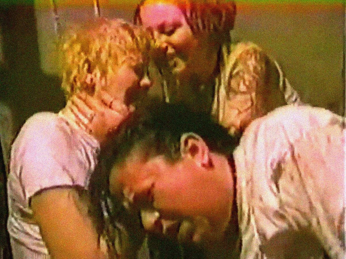 Подполье покаяние 2007. Андеграунд кустурица 1995. Подполье покаяние 2007. Подполье покаяние 2007. Подполье покаяние 2007.