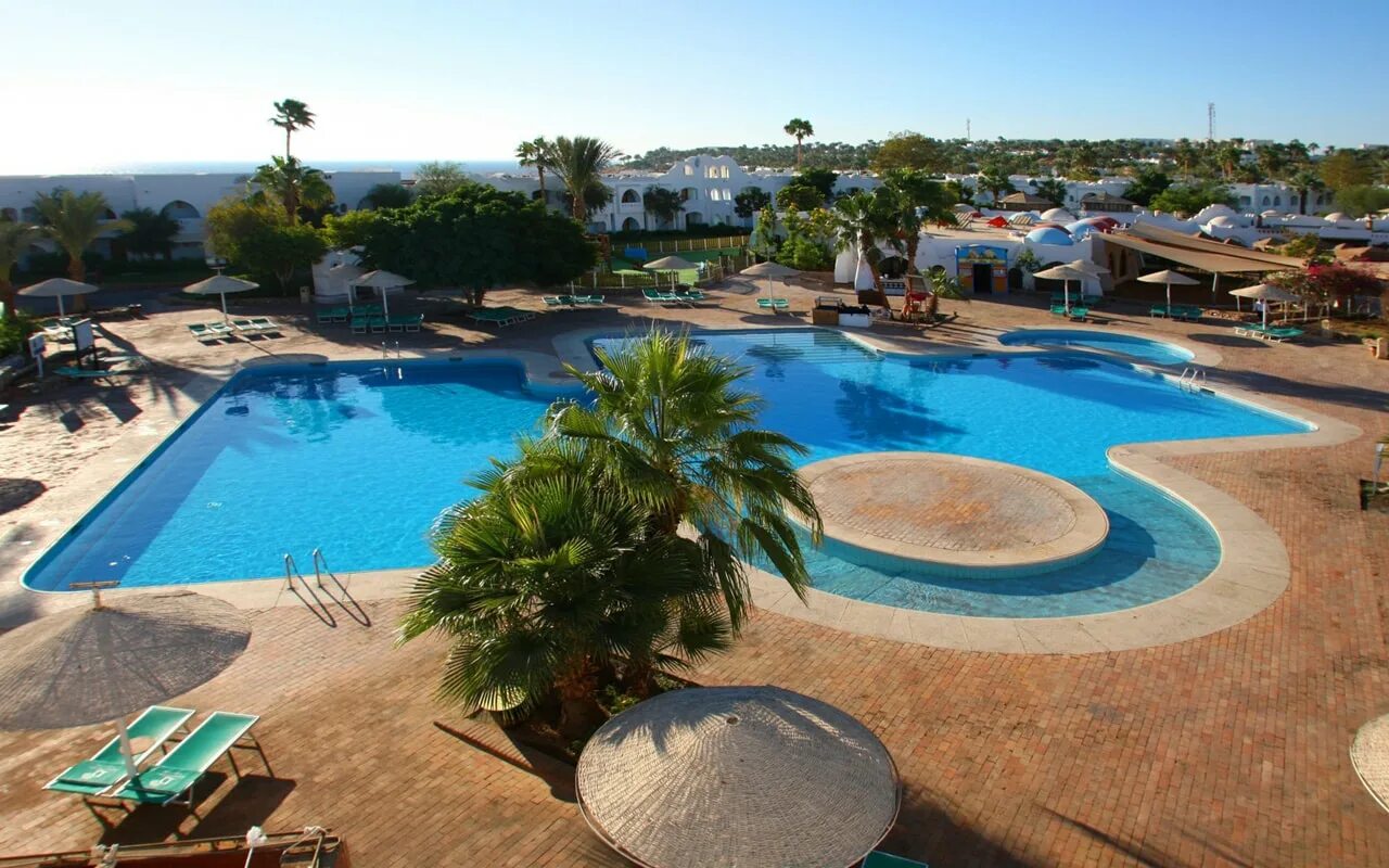 Bay beach resort 5. Аквамарин отель domina Coral Bay. Domina Coral Bay Aquamarine Pool 5 Египет. Domina Coral Bay Aquamarine 5*, Египет, Шарм-Эль-Шейх. Domina Coral Bay Aquamarine Pool 5 отели.