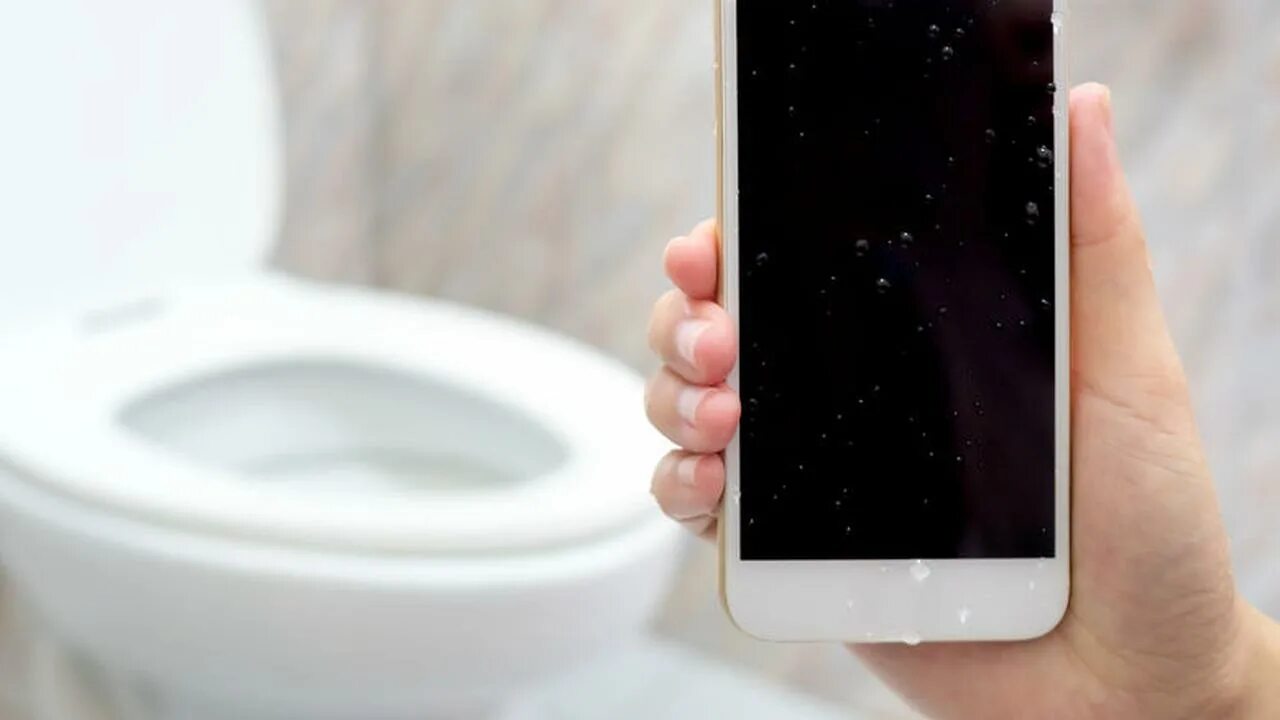 Грязный смартфон. Smartphone in Toilet. More than Toilet". Holding wet Human shit in hands. Dirty than