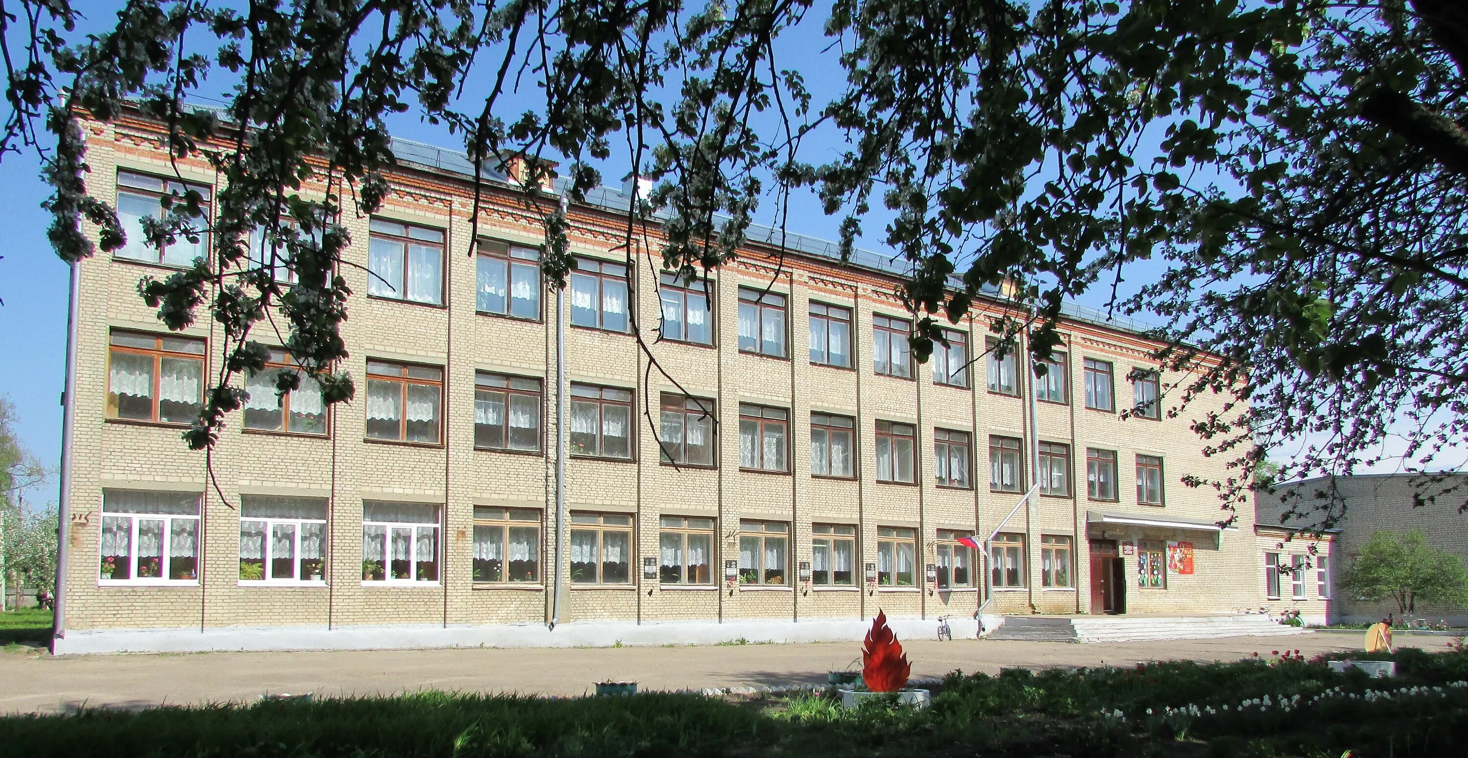 Буква т. Буква н. Школьницы средней школы. Началовская школа россошанского района. О р о ш 1.