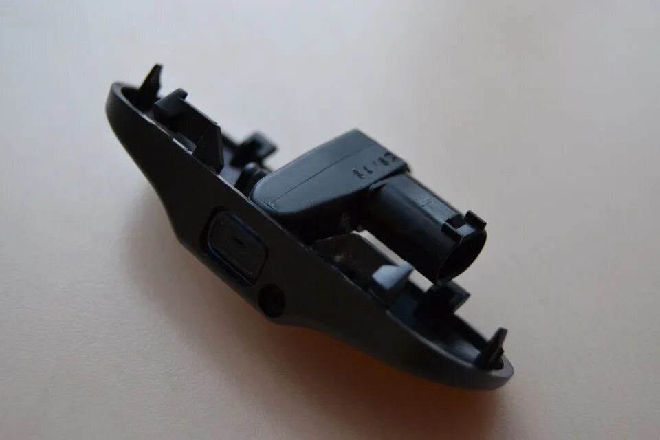 6e0 955 985 b. Hans pries 109764756 форсунка омывателя. Форсунки омывателя passat b5. Форсунки омывателя фольксваген. Форсунки омывателя поло 2015.