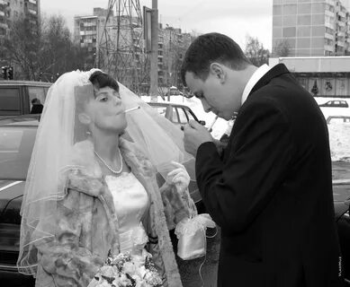 Свадьбе курят