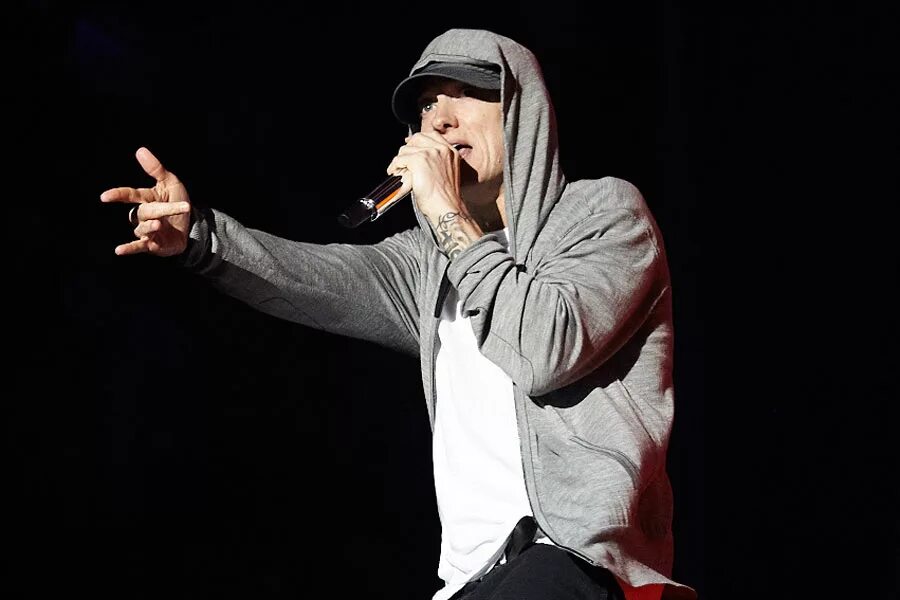 Рэпер Эминем. Эминем певец репер. Eminem 2004. Эминем 2009. Эминем быстрая песня