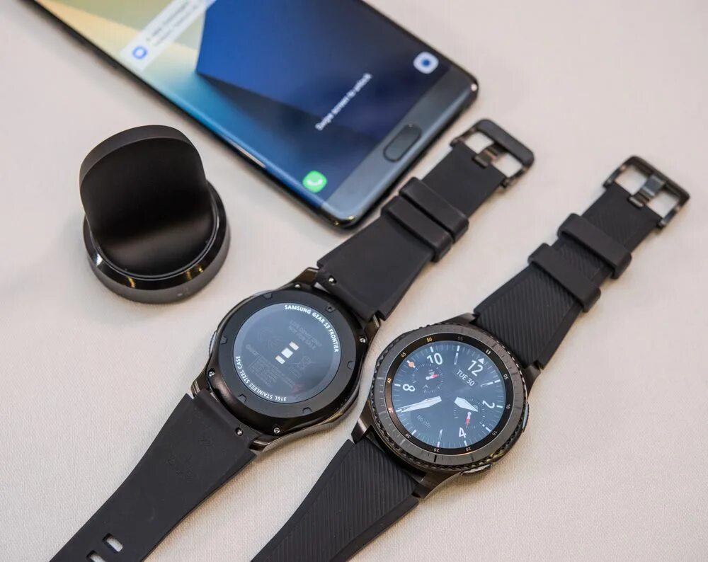 Gear s3 frontier обзор. Samsung gear s3. самсунг gear s3 classic. samsung gear s3 frontier. samsung gear 3.