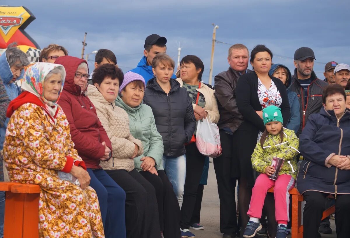 Погода верхнеуральский район п. Поселок Межозерный Верхнеуральский район. Челябинская область Верхнеуральский район поселок Межозерный. День поселка Межозерный Верхнеуральский район. Поселок Межозерный Верхнеуральский район население.