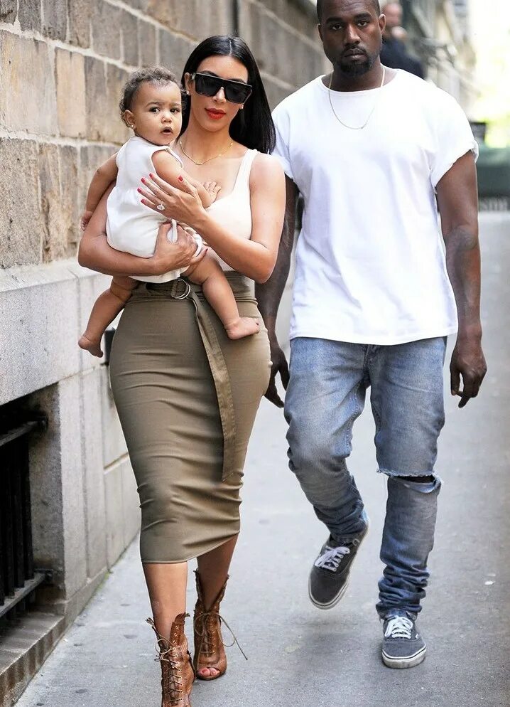 Kanye west wife