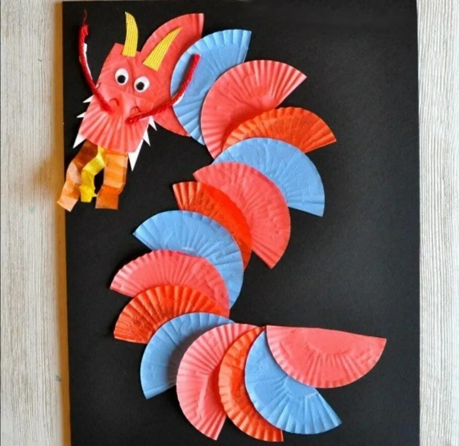 Дракон из картона. Поделки на новый год в садик дракон. Дракон из листьев. Объемный квиллинг дракон. Поделки на новый год в садик дракон.