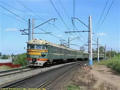 Правая белая