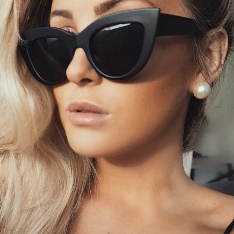 Очки Cat Eye Sunglasses. Солнцезащитные очки Cateye. Очки «кошачий глаз» Marciano. Очки кошачий глаз солнцезащитные. Черные солнечные очки