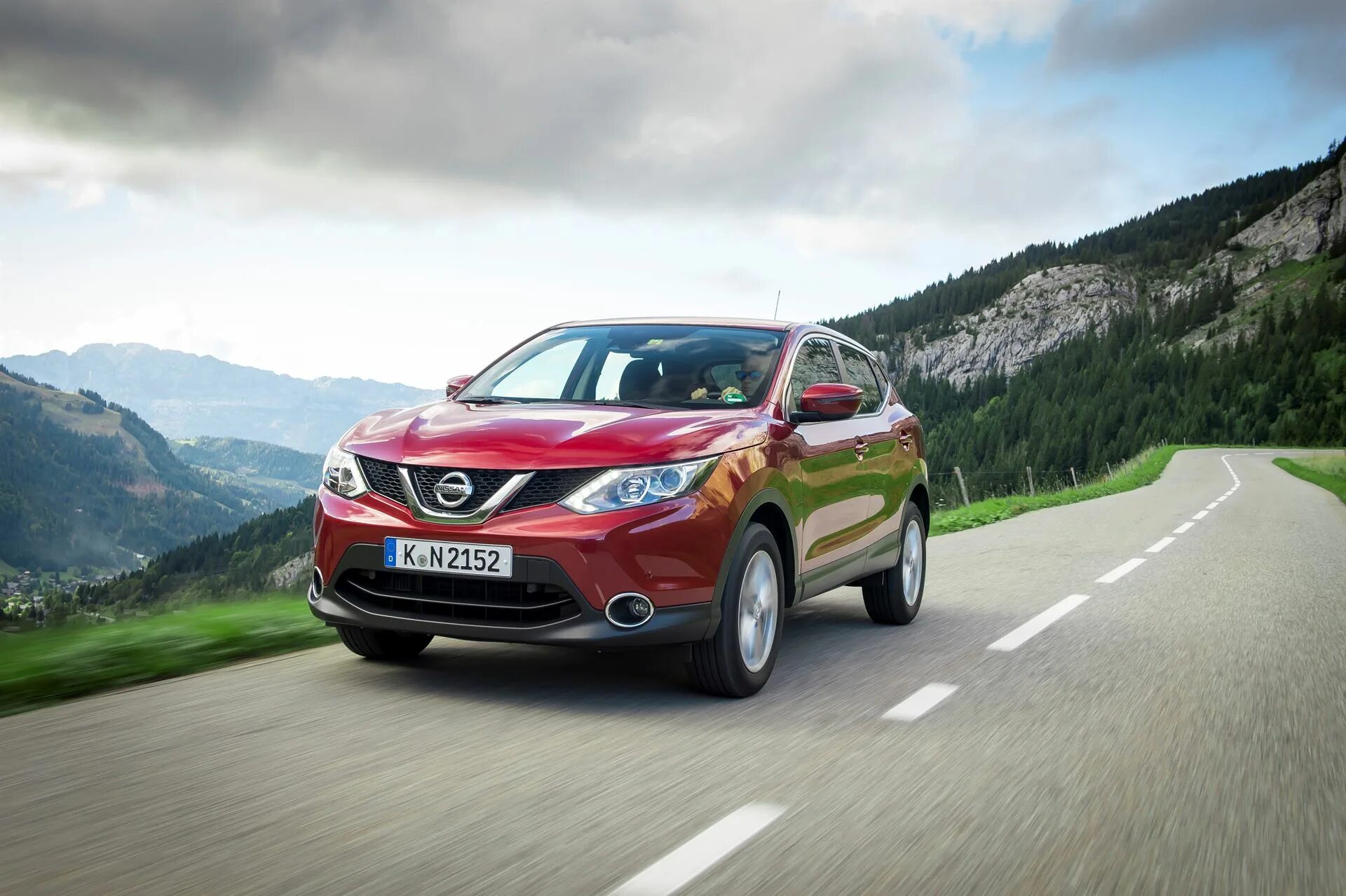 Тест драйв кашкай. Nissan Qashqai 1. Nissan Qashqai 1.6. Nissan Qashqai 1.2. Nissan Qashqai 2016.