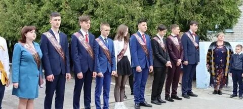 В группе 12 студентов