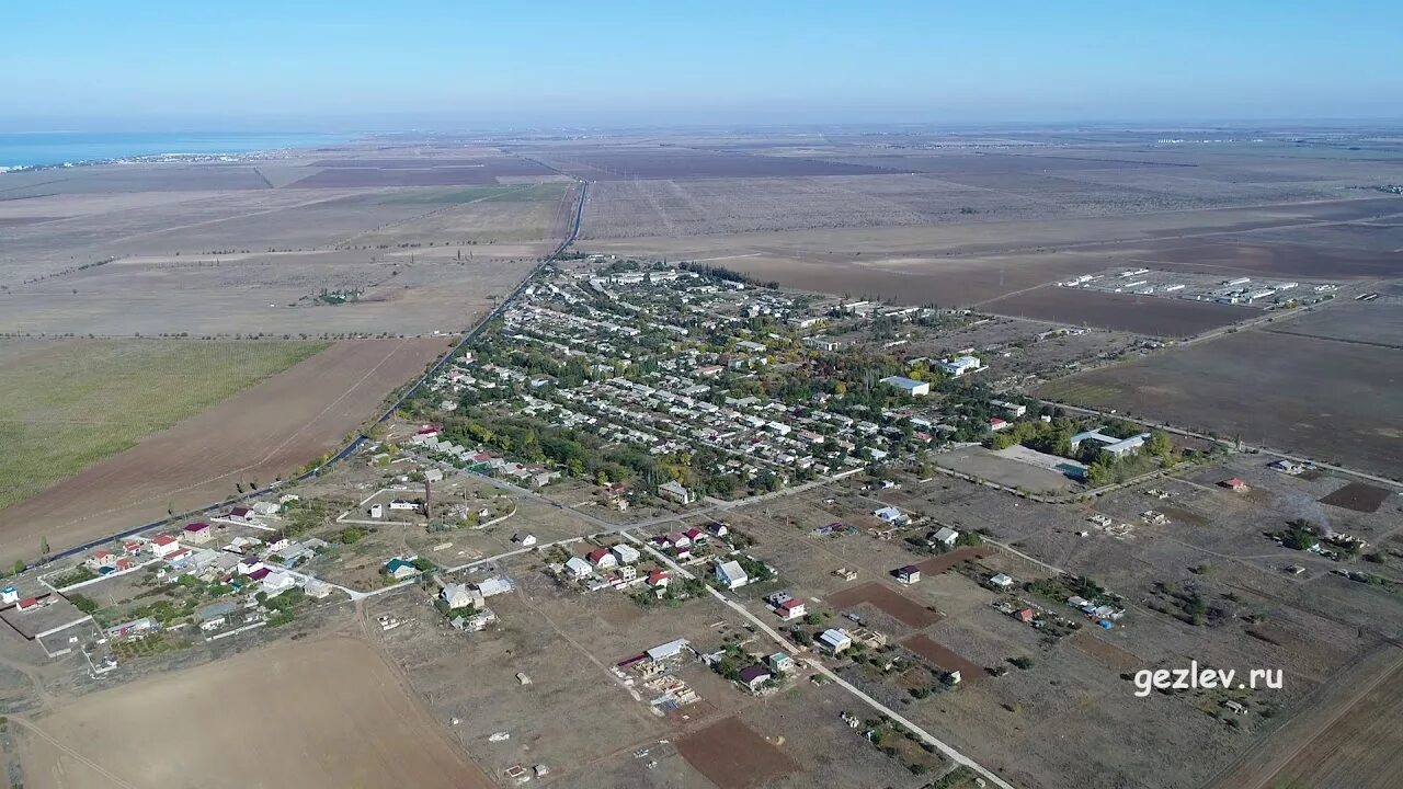 Крым бахчисарайский табачное. Село Табачное Бахчисарайский район. Село Табачное Бахчисарайский район в Крыму. Село Табачное Джанкойский район. Табачное в Крыму Джанкойский район.