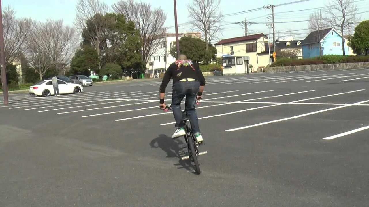 Tricks видео