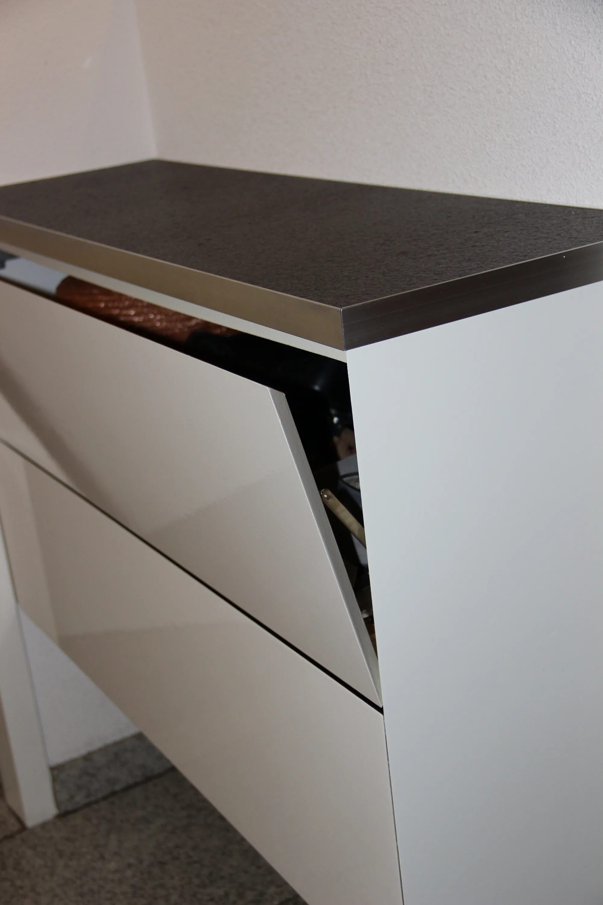 Cabinet m. Cabinet m. Cabinet m. Зона сигар. Китайский антикварный шкаф.
