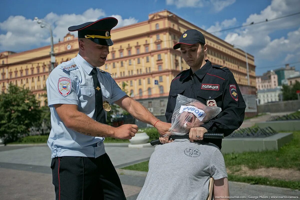 Почему стал полицейским. Полиция России. Полицейский России. Палицэс. Российская полиция.