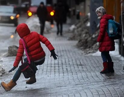 Мы с тобою снова вместе гололед