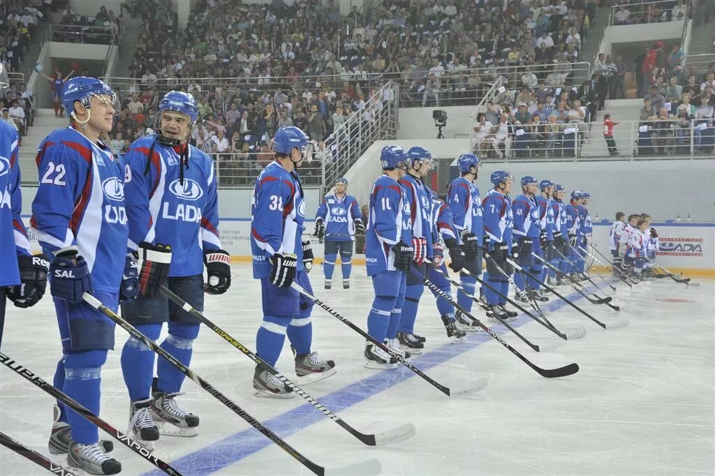 Хоккей самарской области. Хоккейная команда флагман Тольятти.