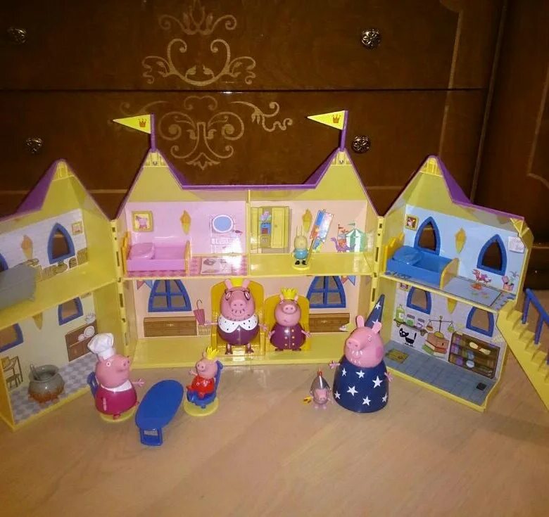 набор свинка пеппа замок. свинка пеппа домик замок. свинка пеппа домик замок. набор свинка пеппа замок. замок свинки пеппы в мультике.